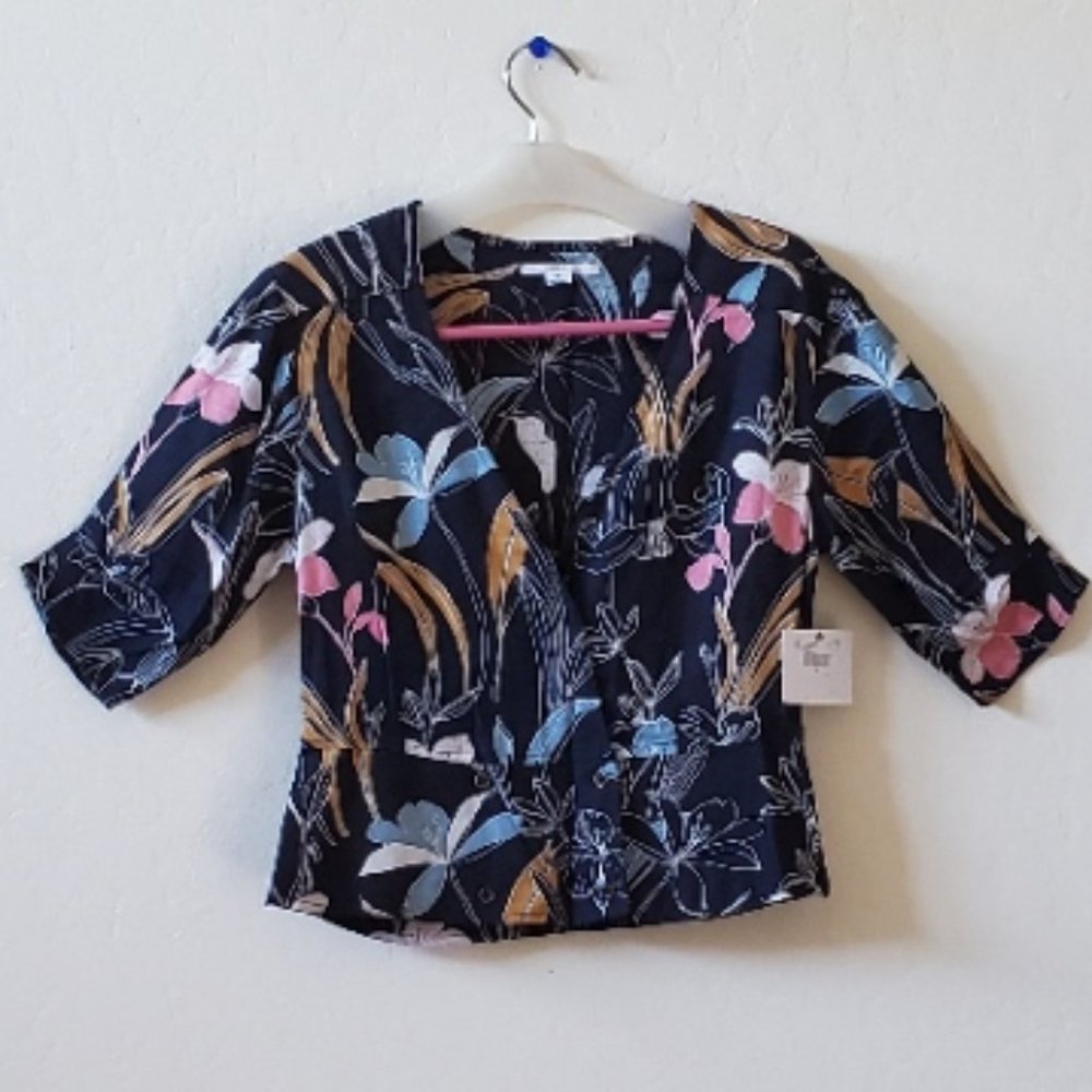 O'Neill Black Floral Print Elbow Sleeve V-Neck Wrap Top NWT Small